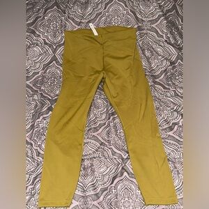 LULULEMON - Lime Green Yoga Pants